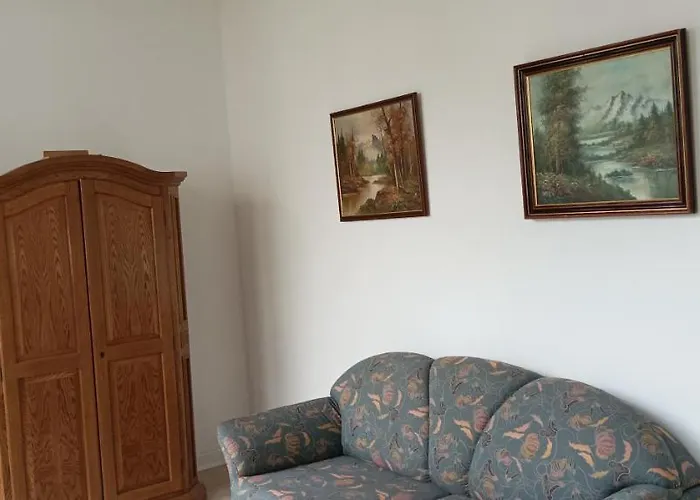 Eifelerlebnis 公寓 *